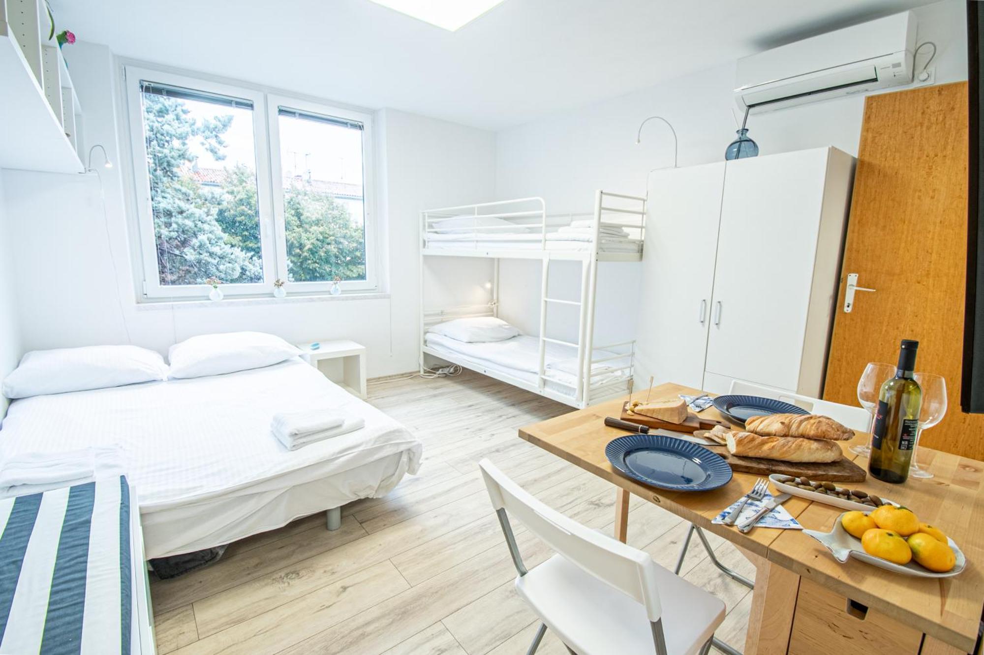 Umag center apartment parking Extérieur photo
